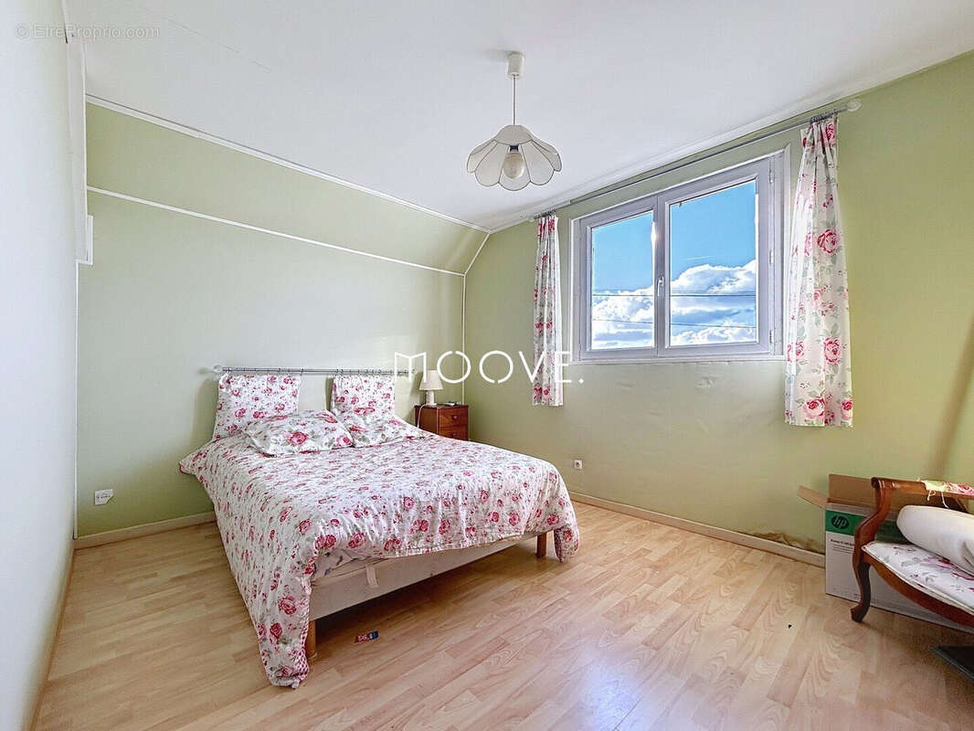 Maison à SAINT-AUBIN-DE-CRETOT