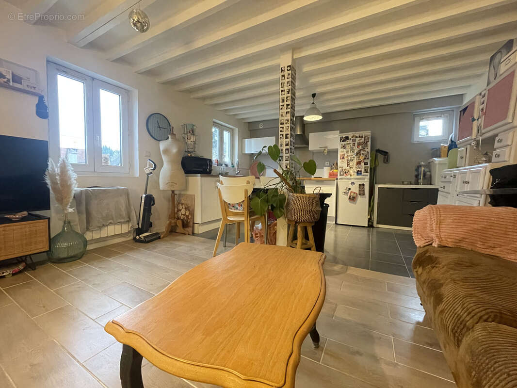 Appartement à LIVRY-GARGAN