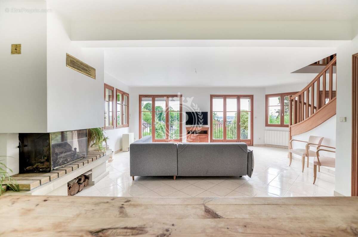 Maison à SAINT-LEU-LA-FORET