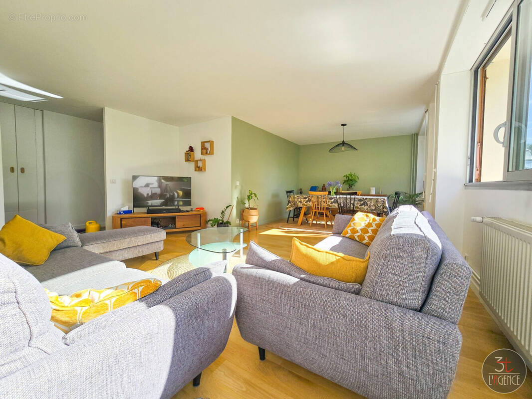 Appartement à FONTENAY-SOUS-BOIS