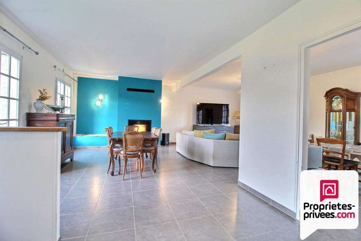 1h15 de paris - a vendre spacieuse maison 8 pieces, sous-sol, piscine, terrain 4350  m² - photo 4