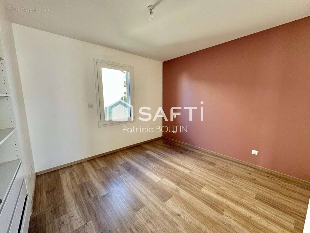 Maison 123 m² à Chauray  - photo 8