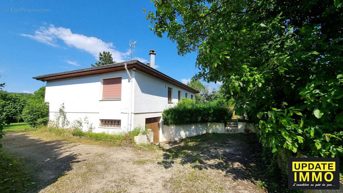 Maison 143 m² à Poussay  - photo 2