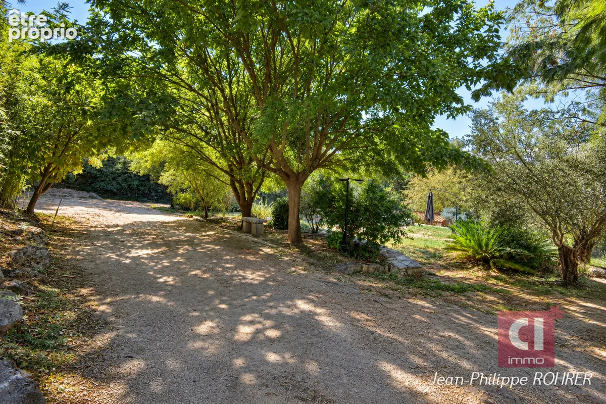 Maison récente 4 pièces avec piscine à vendre à Besse-sur-Issole - photo 11