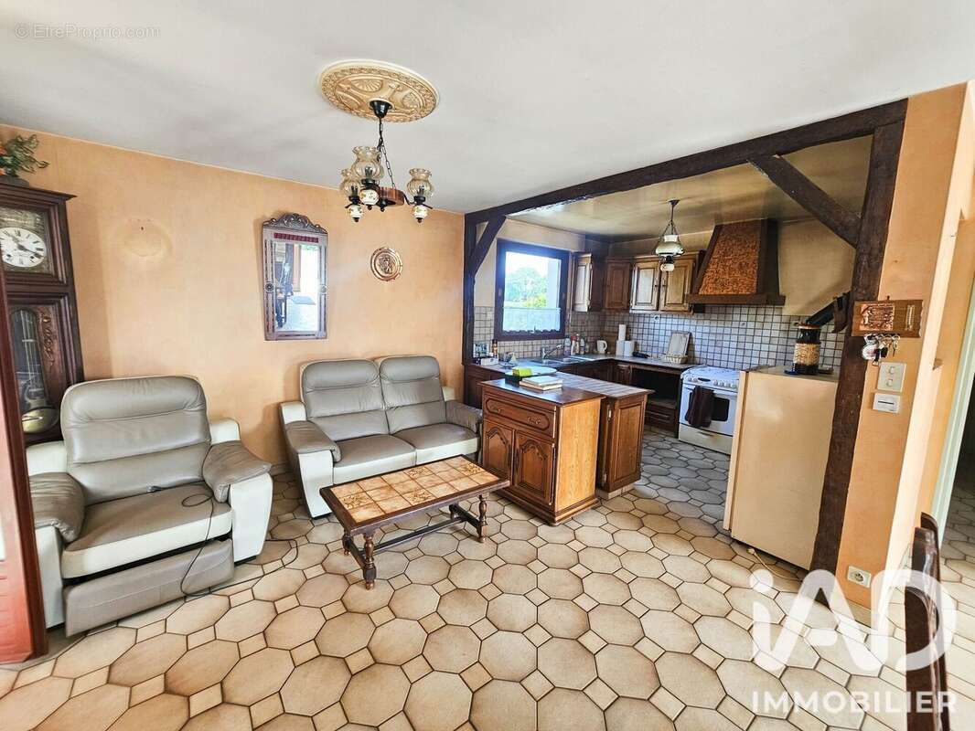Maison 84 m² à Merdrignac  - photo 9