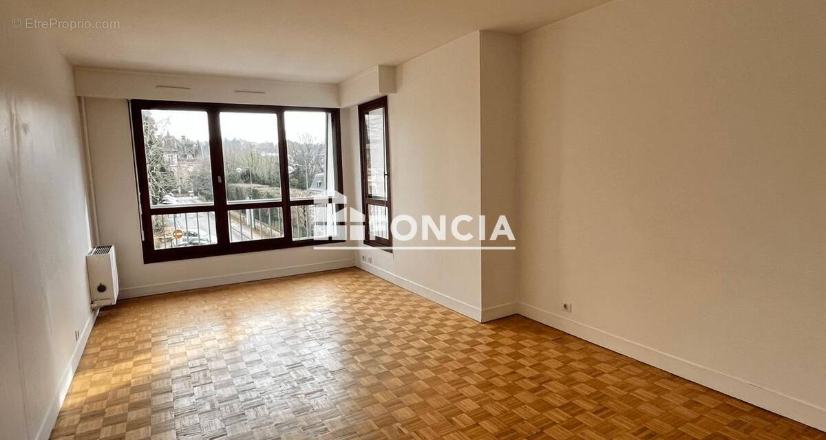 Appartement à VERSAILLES