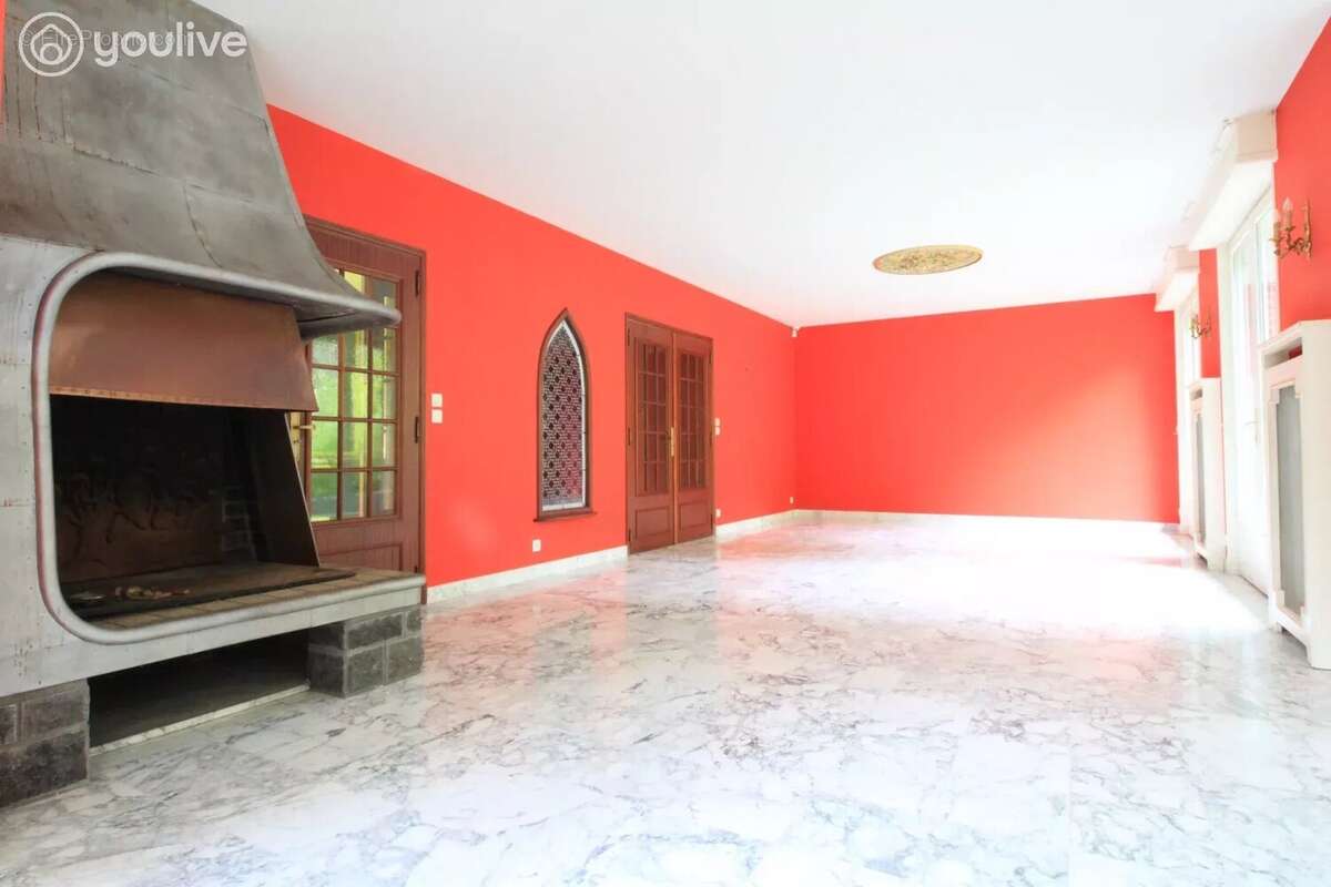 Propriété d'architecte de 316 m² sur un terrain de 14000 m² - photo 13