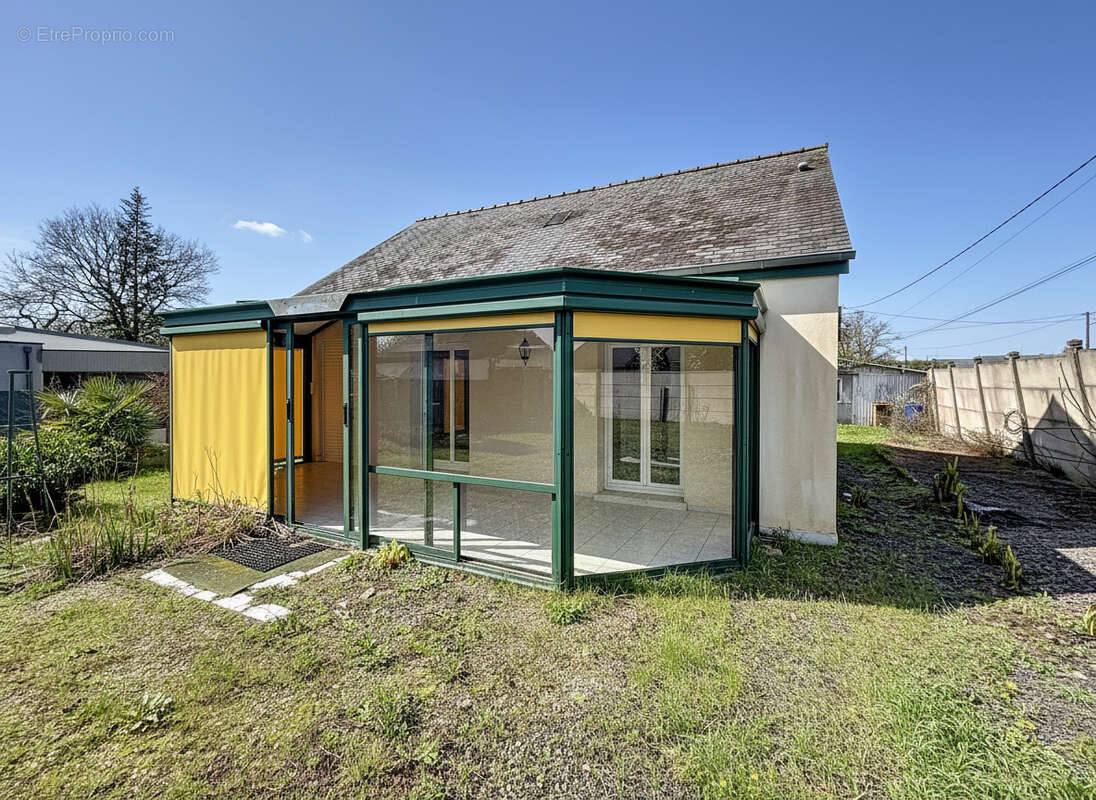 Maison à BAINS-SUR-OUST