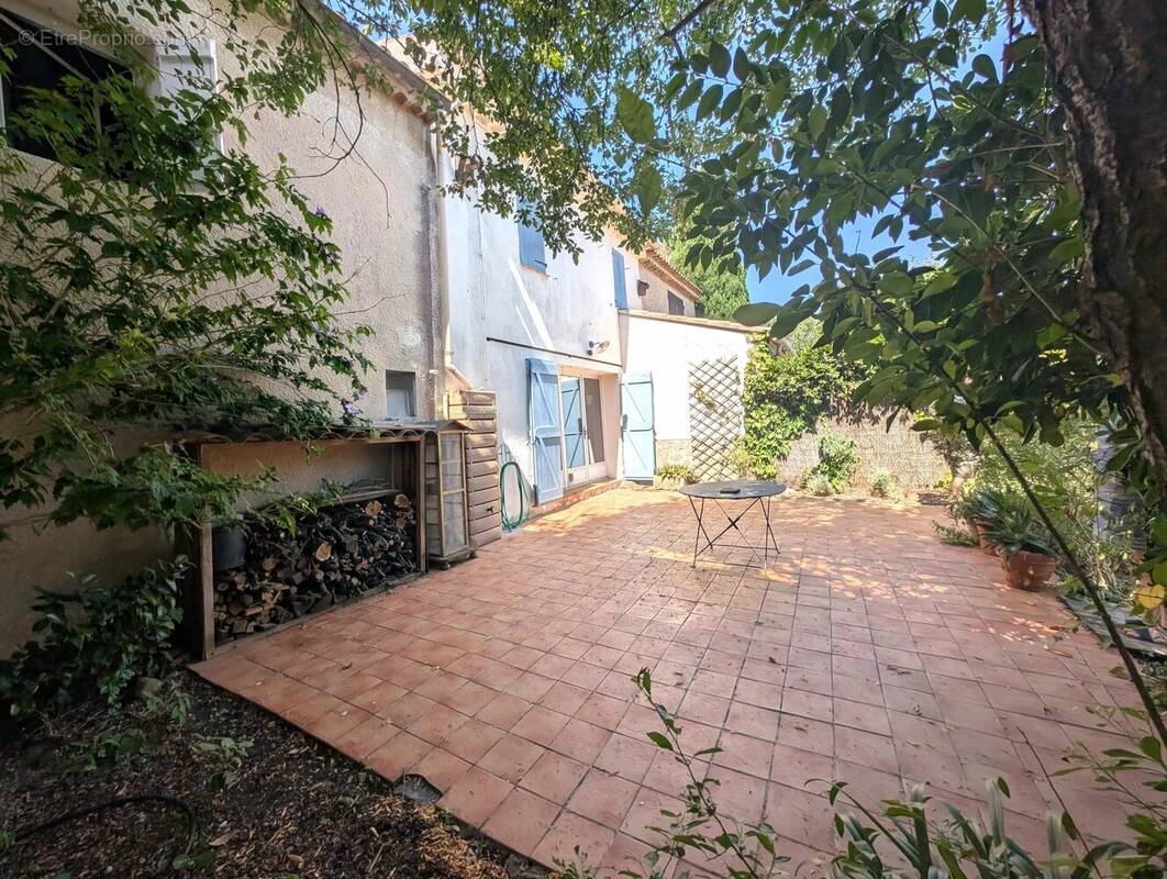 Maison à SIX-FOURS-LES-PLAGES