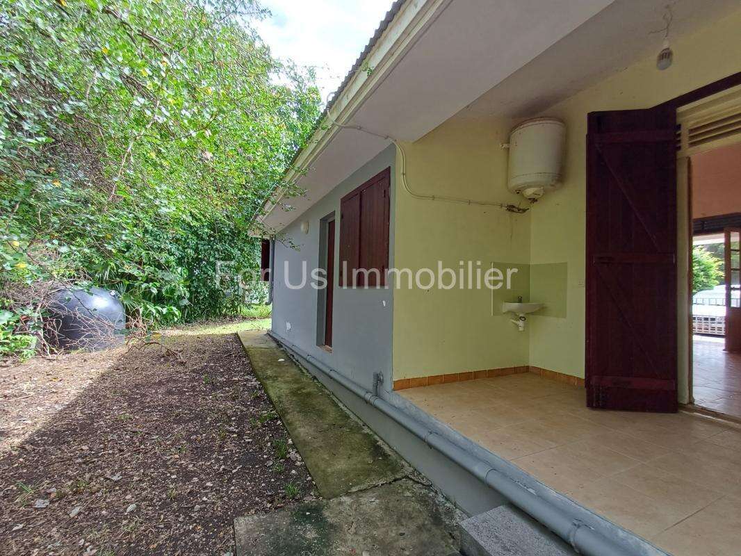 A vendre : maison t4 a saint francois (97118) - photo 7