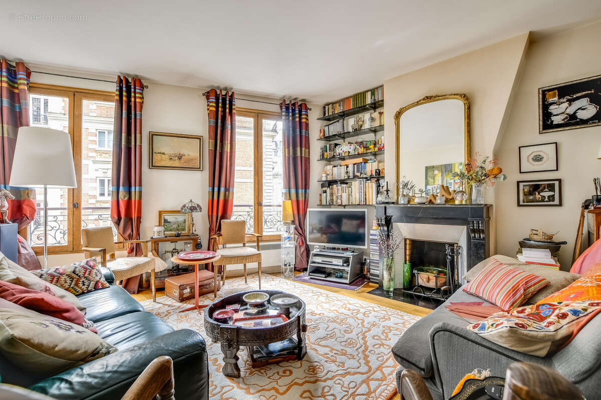 Appartement à PARIS-12E