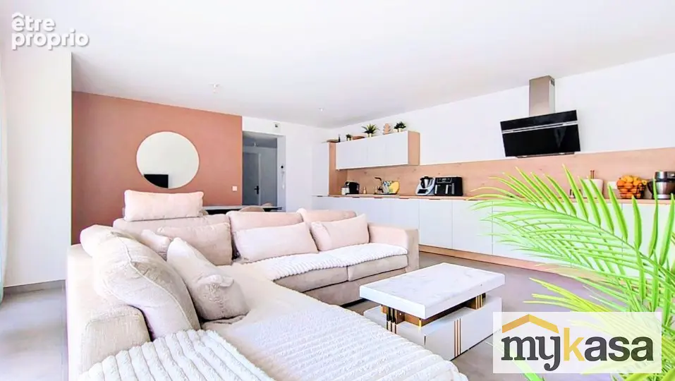 Appartement Istres 3 pièce(s) 76 m2 avec stationnement - photo 2