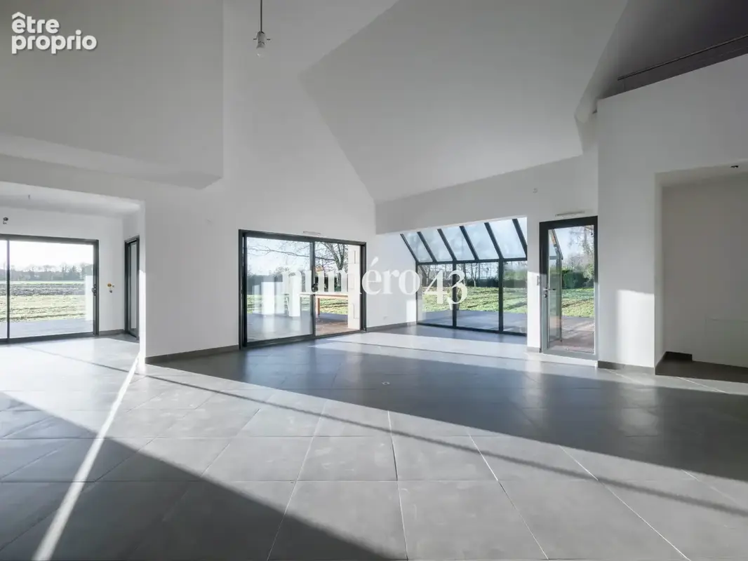 Maison 330 m² à Binic  - photo 8