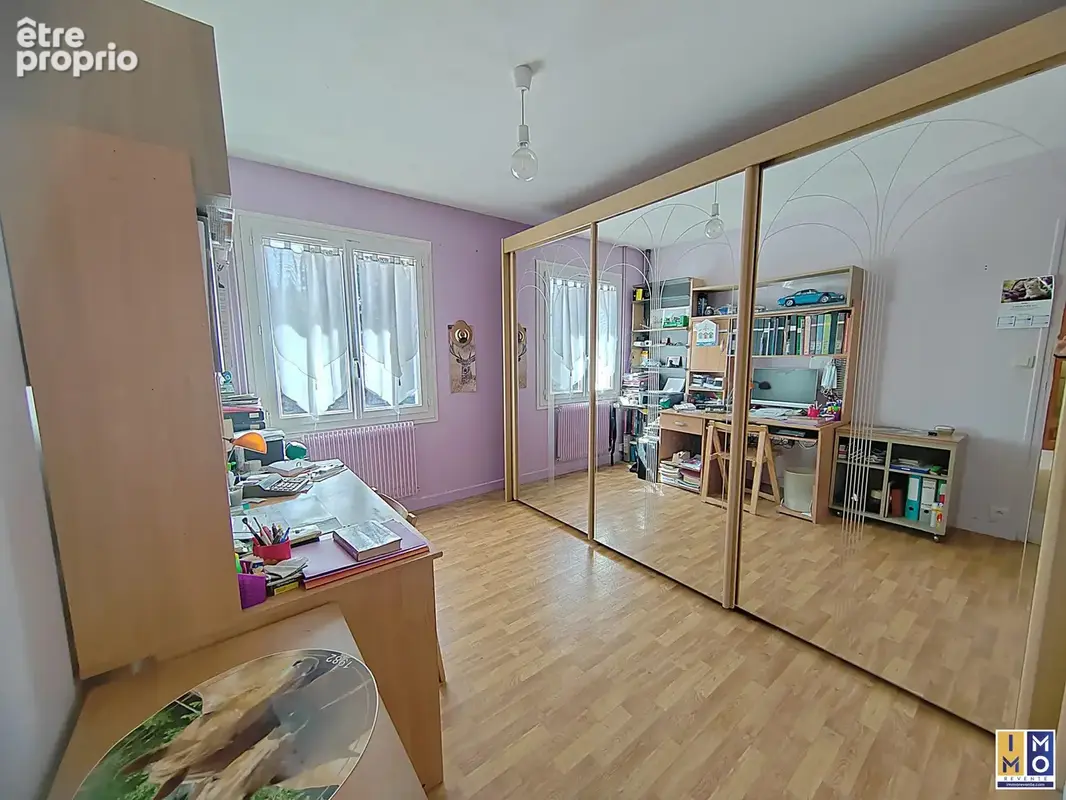 Maison 4 pièces 101 m² à vendre à Saint-Eloy-De-Gy (18110) - photo 9
