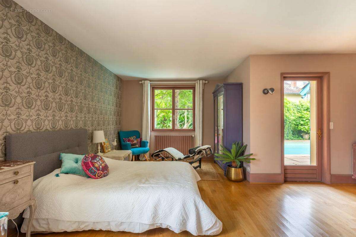 Maison à VILLEFRANCHE-SUR-SAONE