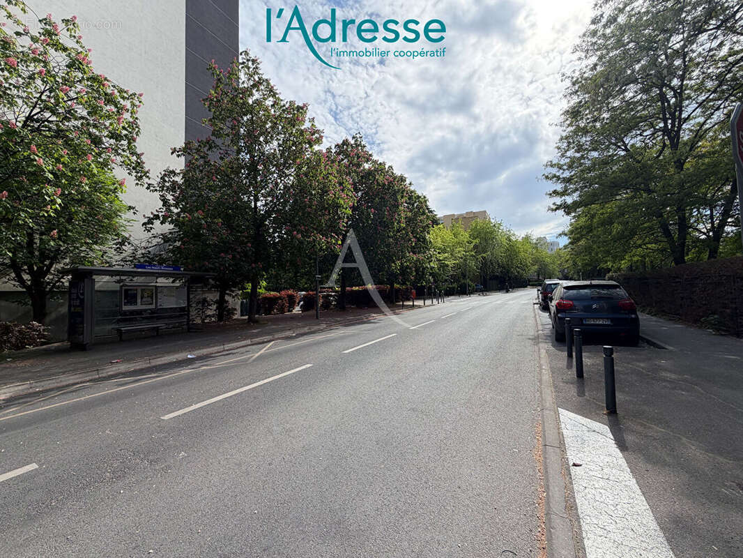 Parking à NOISY-LE-GRAND
