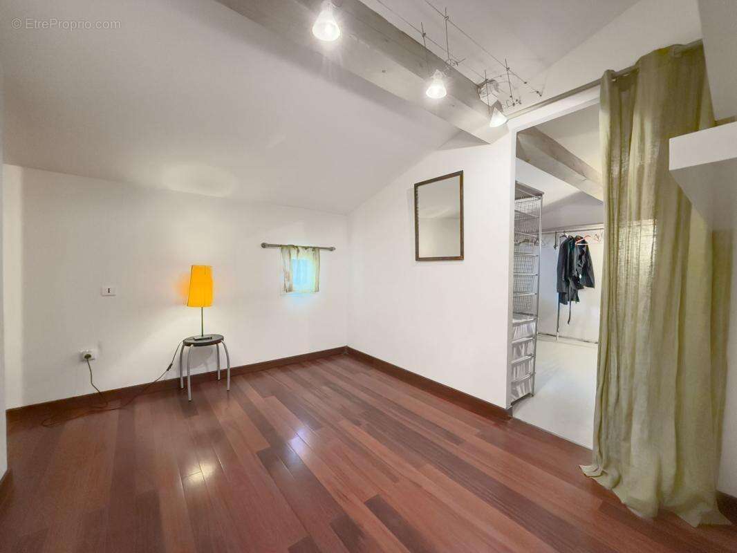 Maison à SAINT-MARTIN-DU-VAR