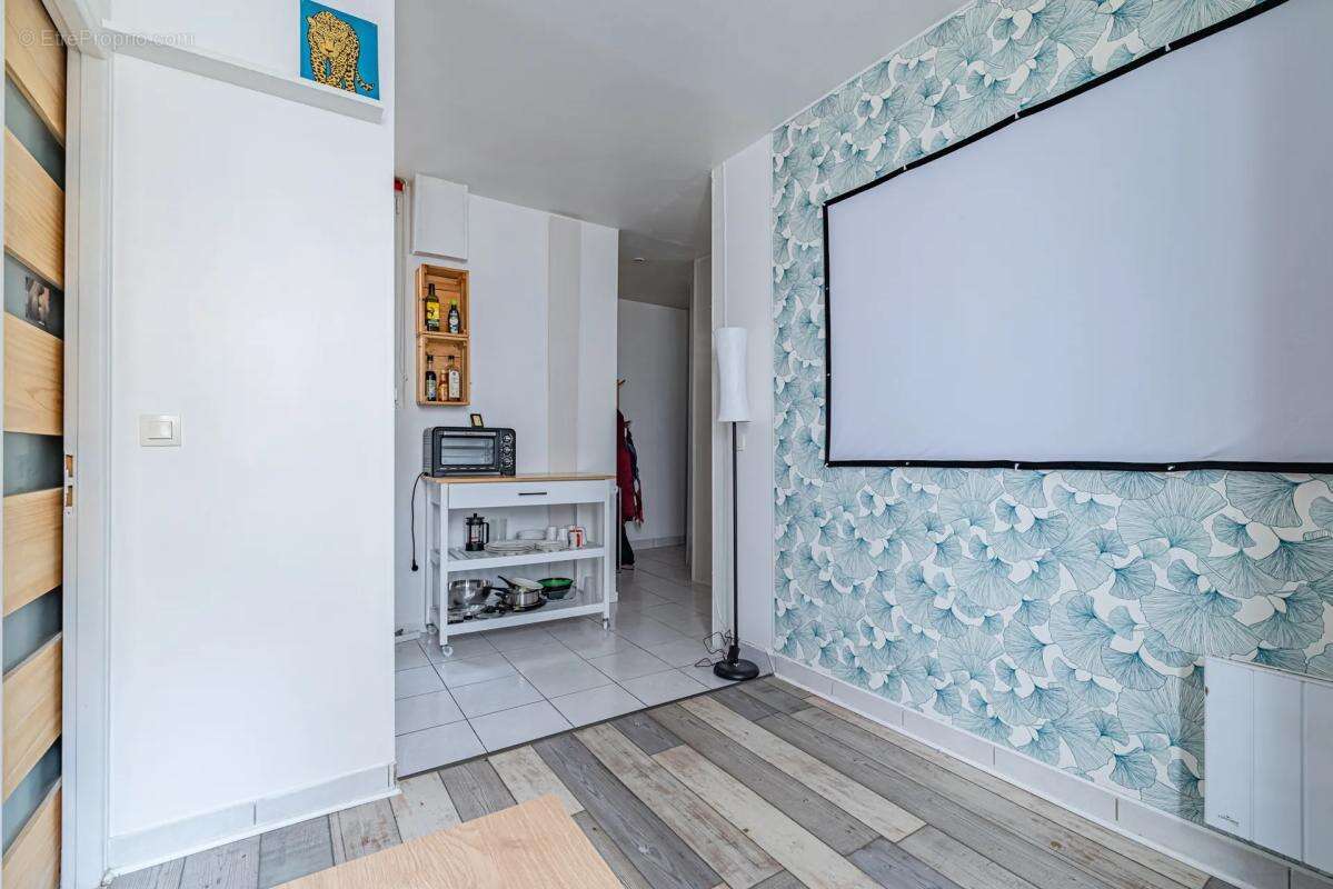 Appartement à PARIS-20E