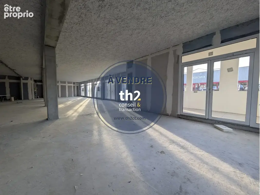 Commerce 133 m² à vendre à Mondeville (14120) - photo 2