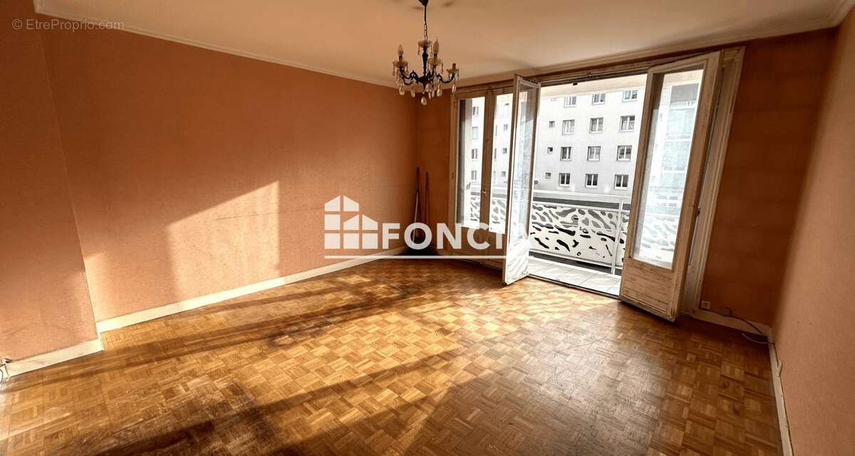 Appartement à FONTENAY-AUX-ROSES