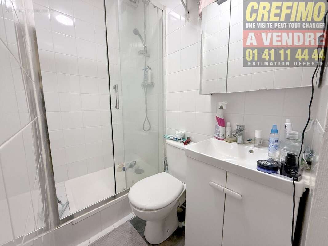 Appartement à COURBEVOIE