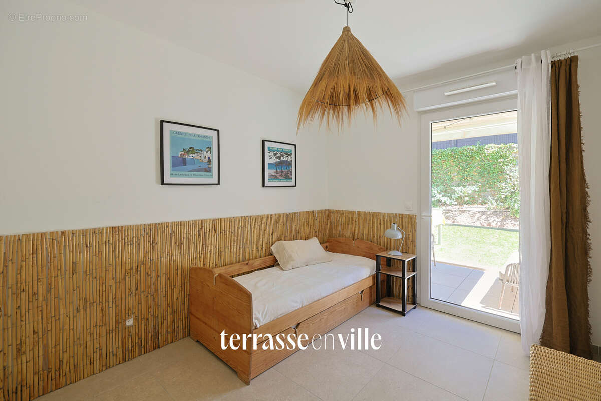 EXCLUSIVITE - Cap Brun, TOULON -  APPARTEMENT T3  avec 145 m2 de jardin - Résidence sécurisée, calme - photo 15