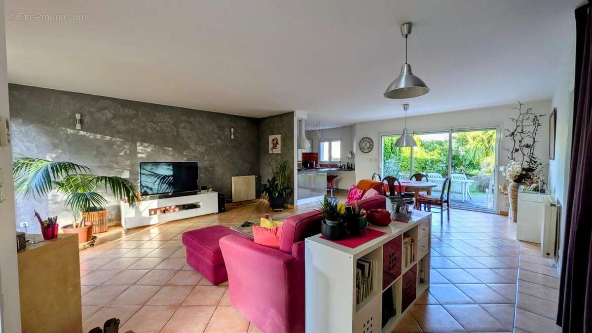 Maison à SAINT-ANDRE-DE-CUBZAC