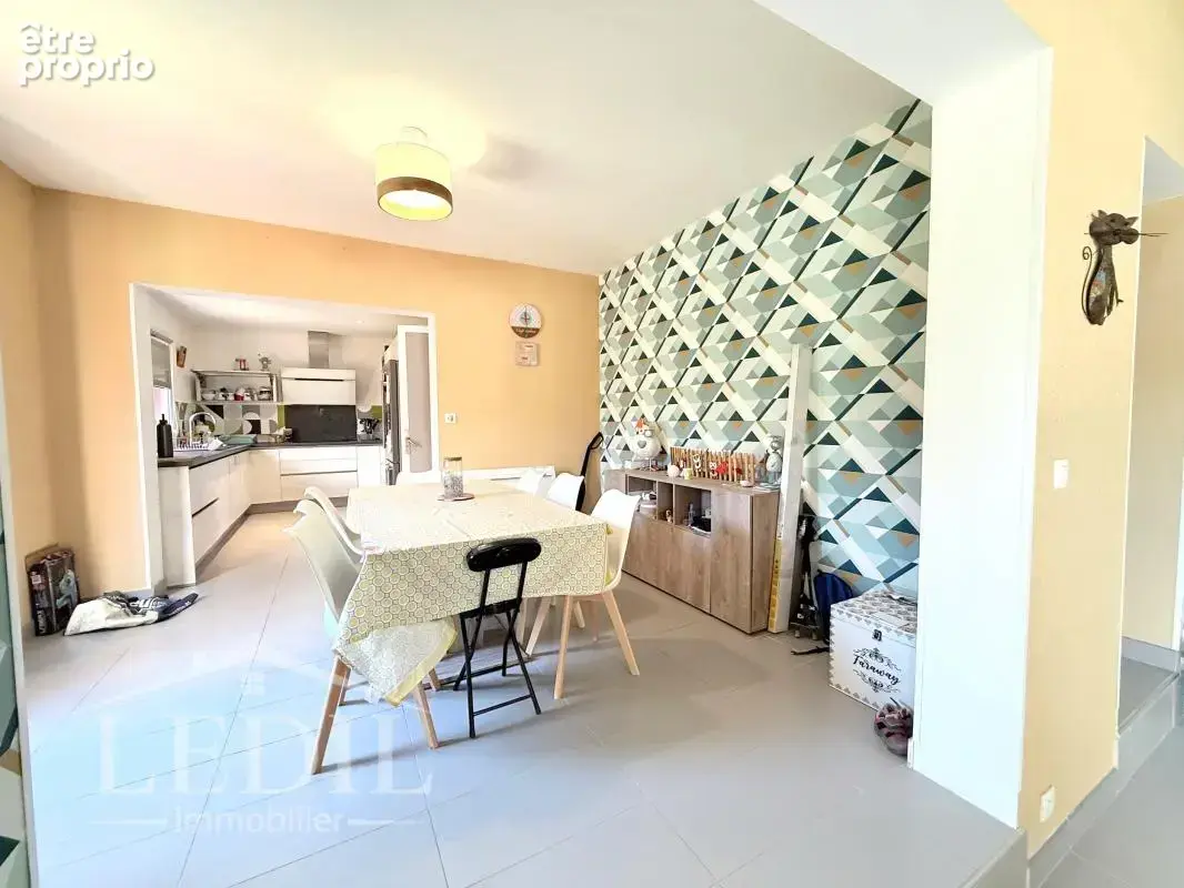 Maison 140 m² à Campan  - photo 6