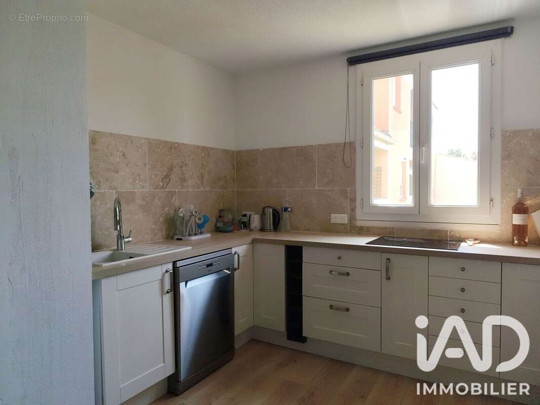 Appartement 90 m² à Hyeres  - photo 4
