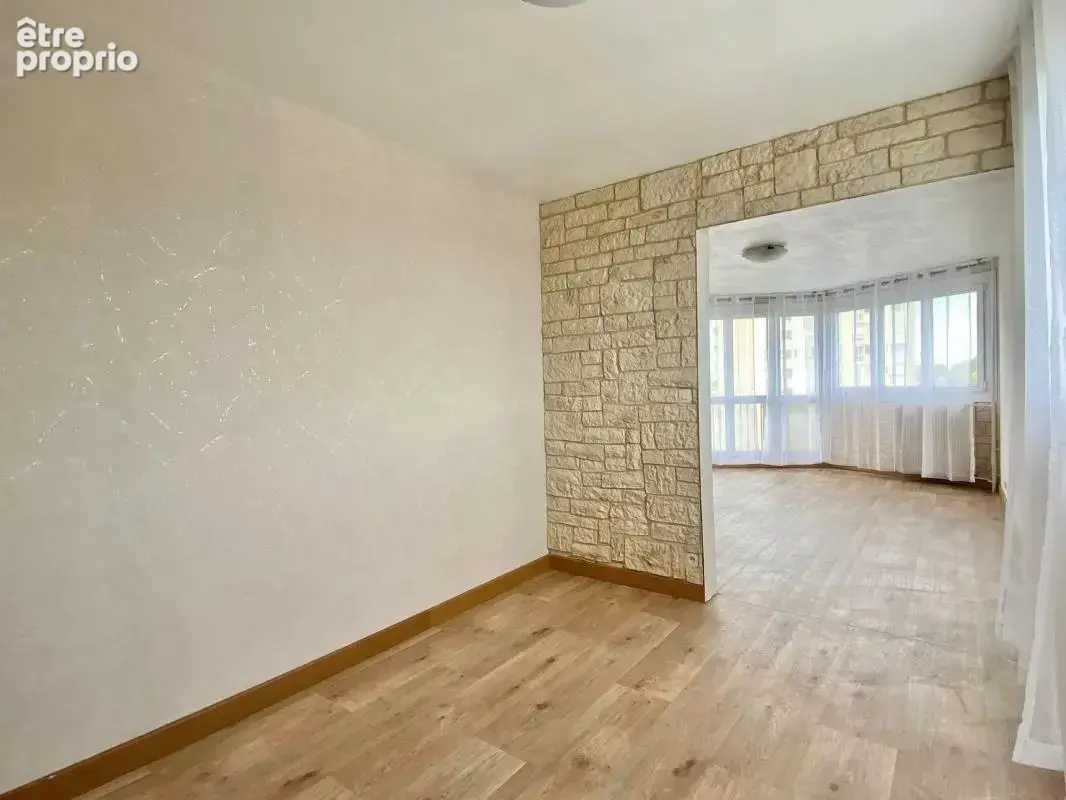 Appartement de 4 pièces de 92 m² à Nogent-sur-Oise - photo 7