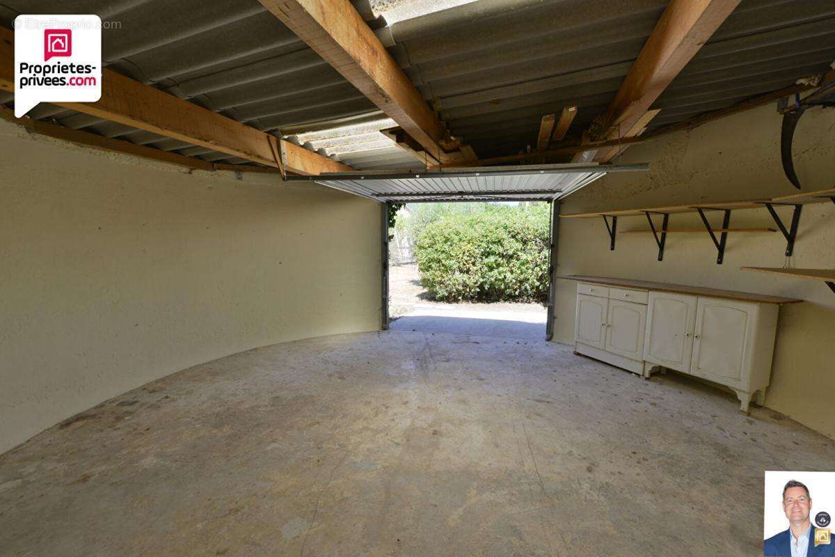 Maison à SAINT-CEZAIRE-SUR-SIAGNE