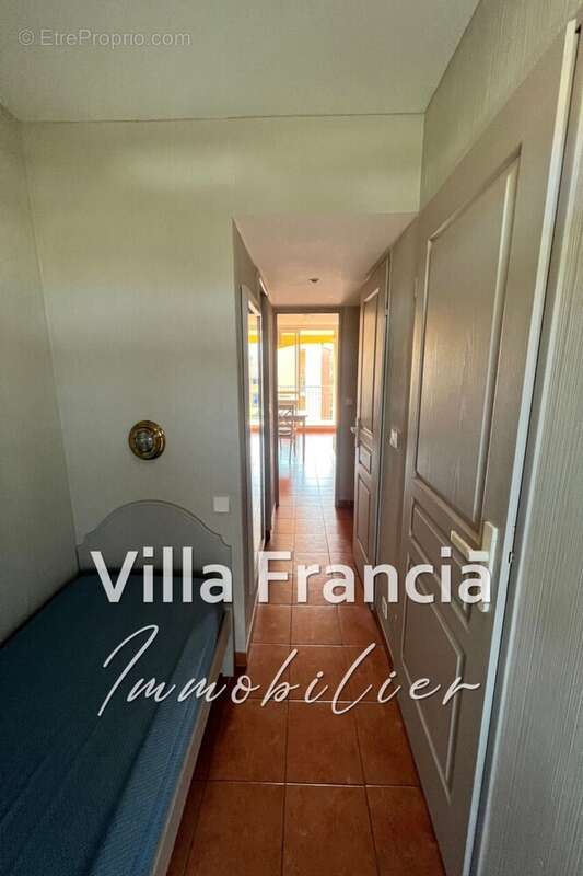 Appartement à MANDELIEU-LA-NAPOULE