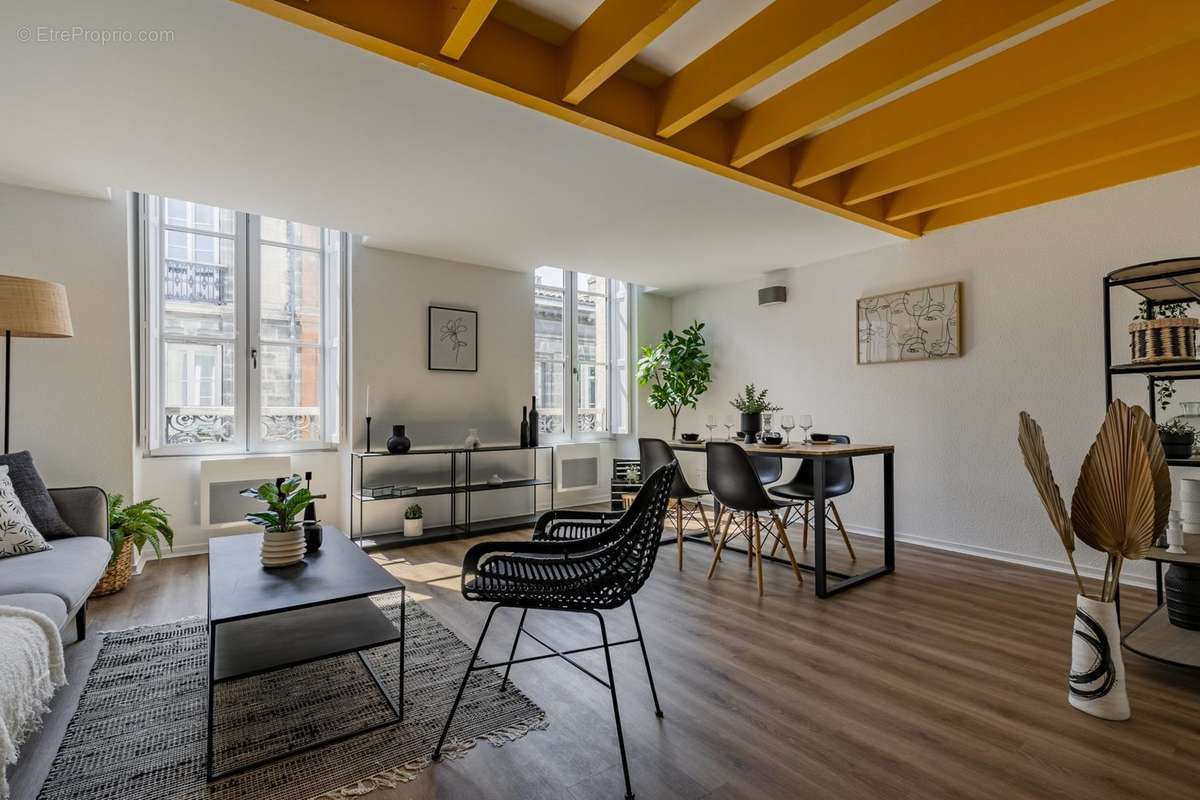 Appartement à BORDEAUX