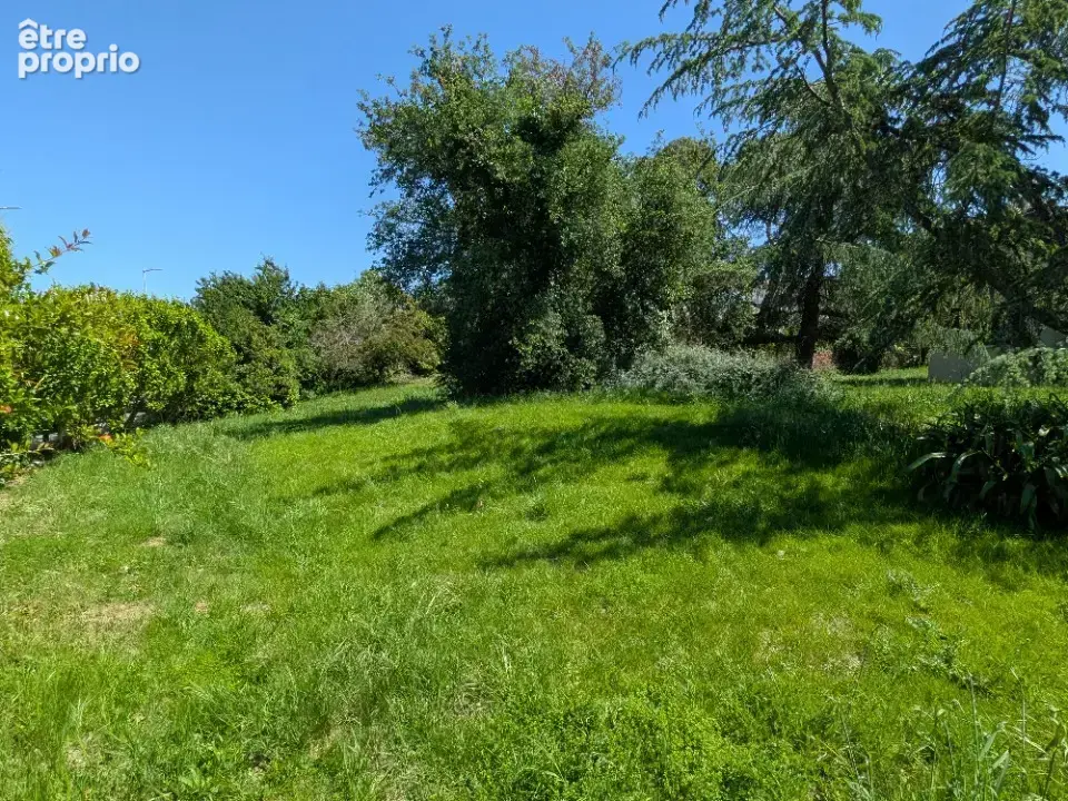 Terrain à VILLATE