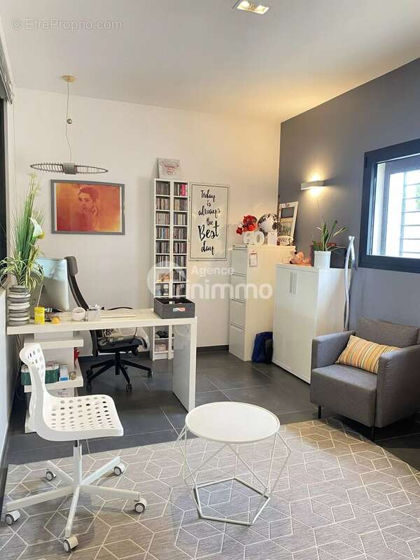 Appartement à MORIERES-LES-AVIGNON