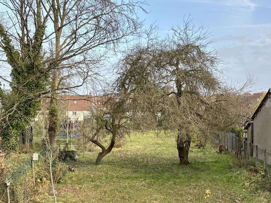 Maison à FLEURY-LES-AUBRAIS