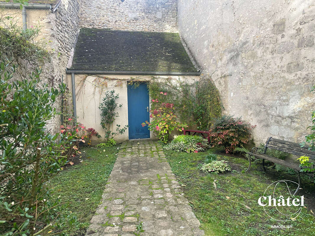 Appartement  SENLIS centre ville 72 m2 - photo 15