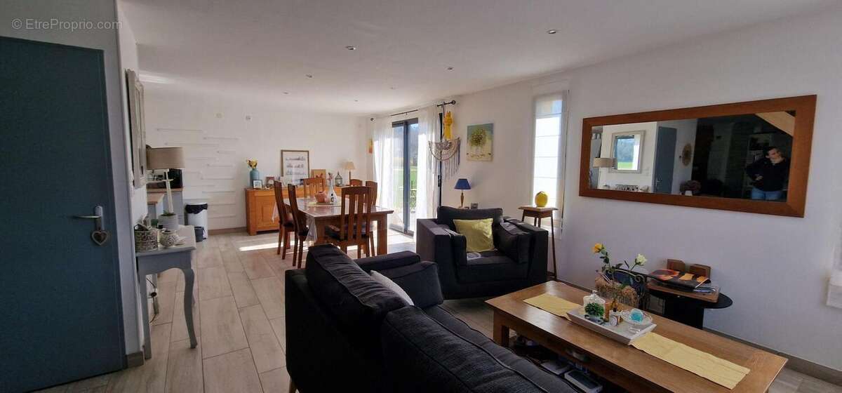 Photo 2 - Maison à ACQUIGNY