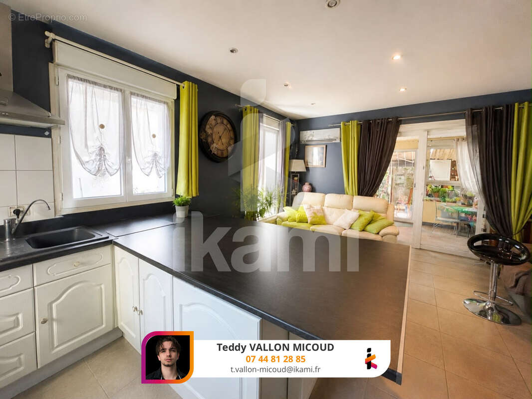 Maison familiale avec beau terrain de 800 m2 et potentiel d’aménagement - photo 4