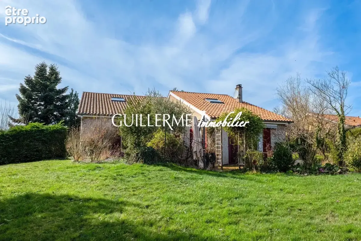 La Tour de Salvagny - Maison à rénover, 5 chambres - photo 2