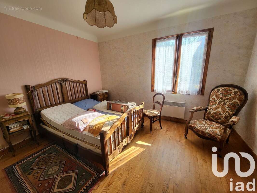 Maison 140 m² à La Motte-Chalancon  - photo 8