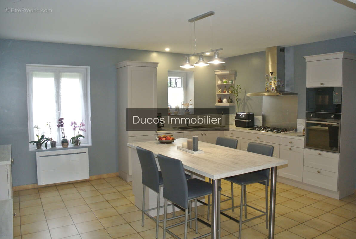 Maison à MAUVEZIN-SUR-GUPIE