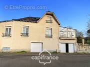 Maison à SAINTE-OSMANE