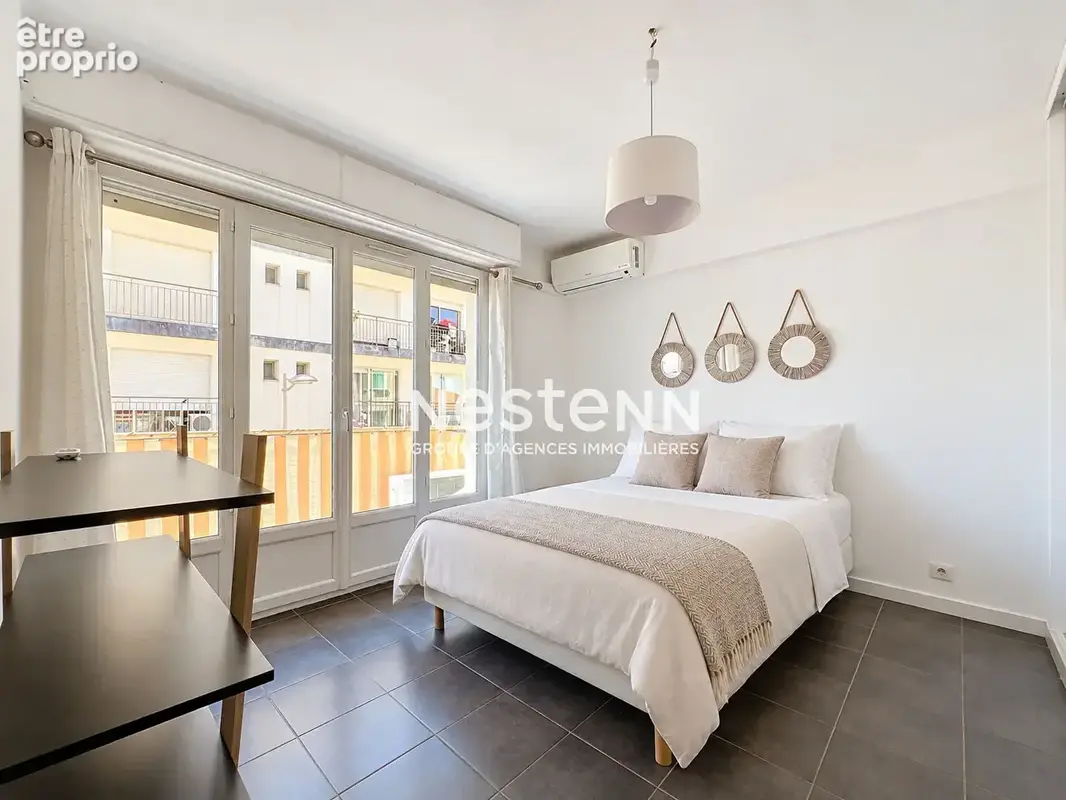 Golfe-Juan - 2P - 49m² - Proche mer - Balcon - Refait à neuf - Sud - Cave - photo 5