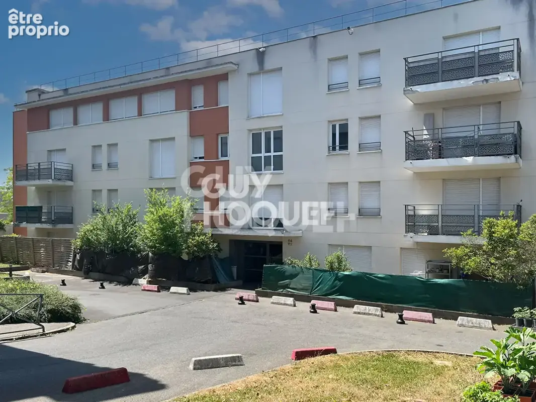 Appartement à CORBEIL-ESSONNES