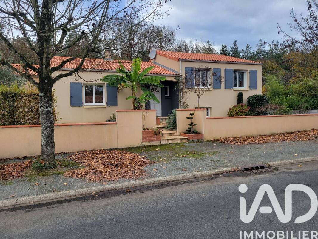 Photo 1 - Maison à SAINT-GERMAIN-DE-PRINCAY