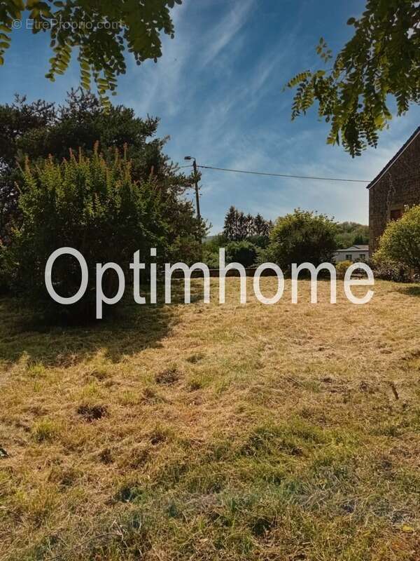 Terrain à SAINT-LAURENT