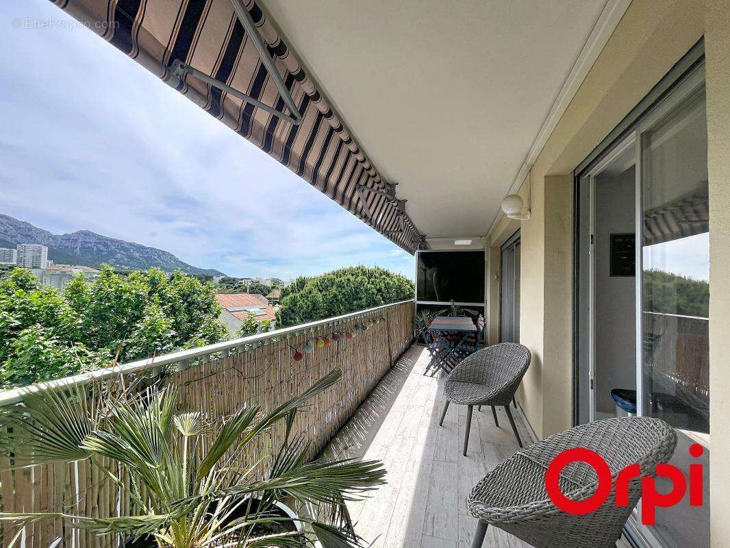 Appartement à MARSEILLE-8E