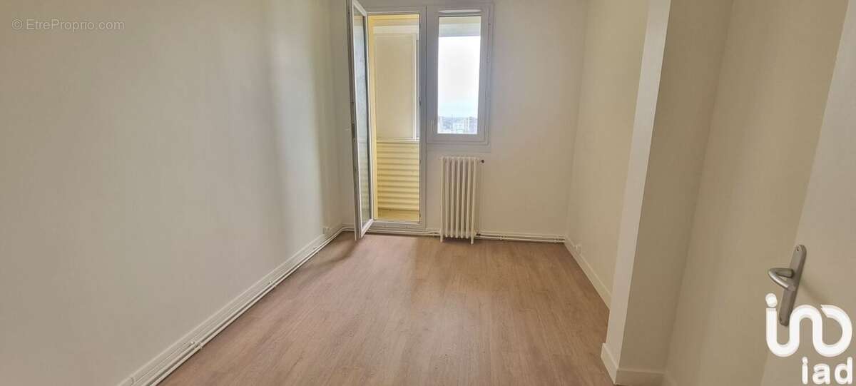 Photo 7 - Appartement à VILLIERS-LE-BEL