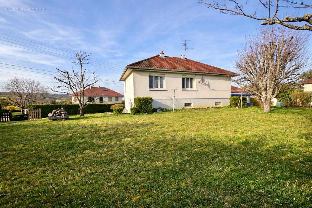 Maison à DAMPIERRE-LES-BOIS